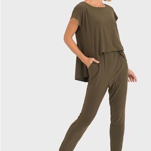 Joseph Ribkoff green jersey jumpsuit with pockets